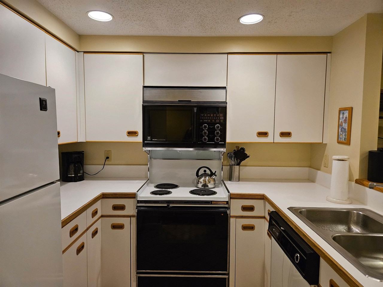 48 Cooper Memorial Dr #203 - Photo 6 of 28