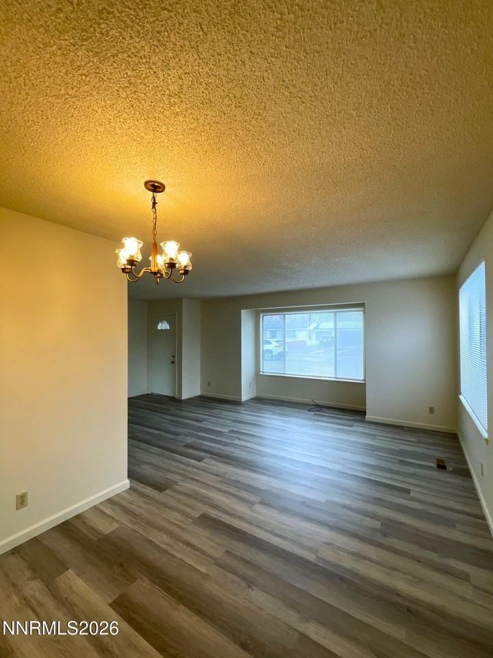 3835 Snipe Dr - Photo 5 of 24