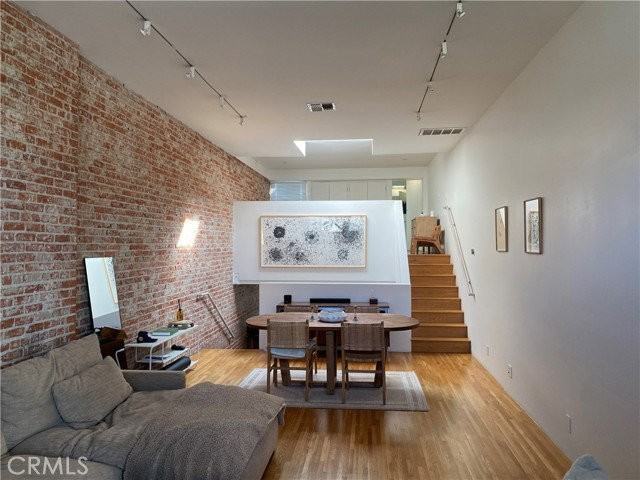 1312 Pacific Ave - Photo 3 of 8