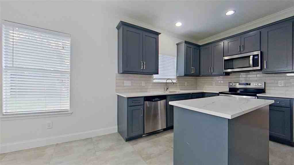 4508 Champion Hill Dr - Photo 5 of 24