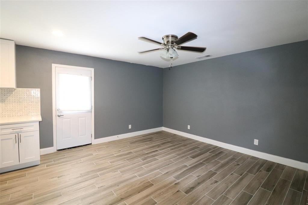 4828 Alta Oaks Ln - Photo 4 of 14