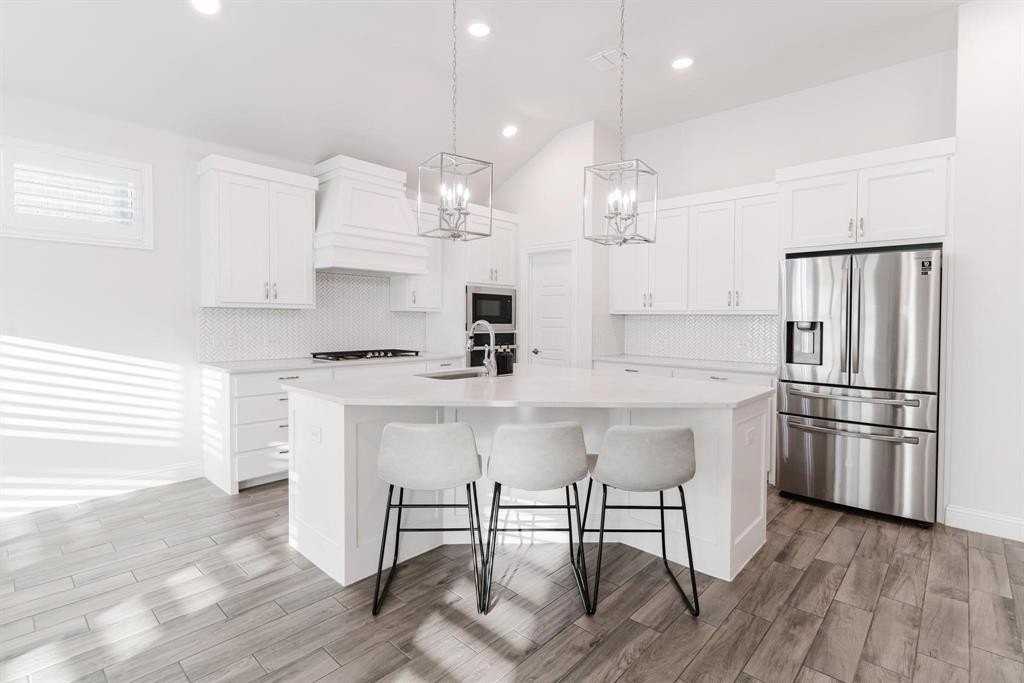 3915 Aventino Ct - Photo 5 of 20