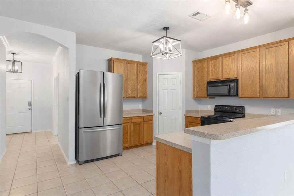 10701 Vista Heights Blvd - Photo 6 of 26