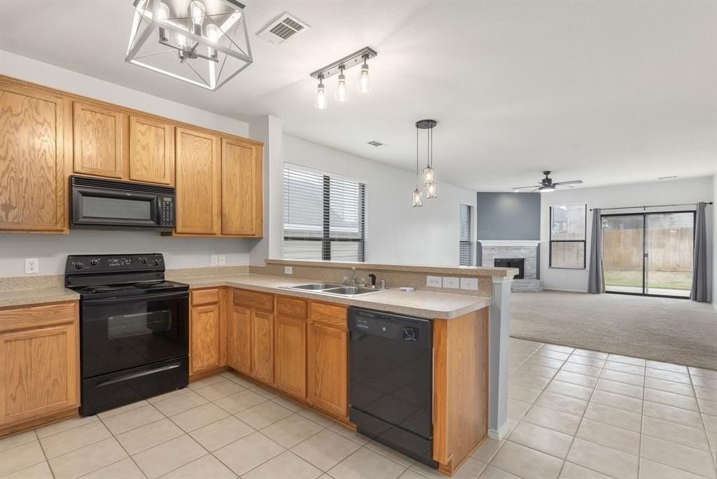 10701 Vista Heights Blvd - Photo 7 of 26