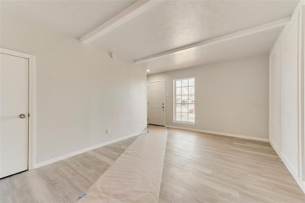 1313 Willow Wood Ct - Photo 5 of 25