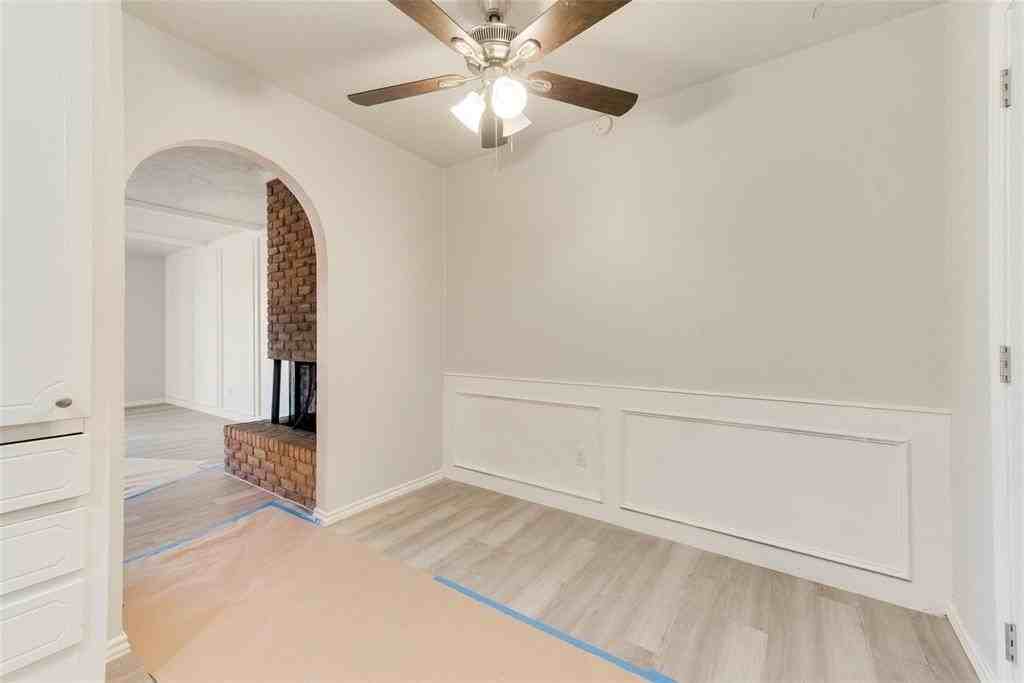 1313 Willow Wood Ct - Photo 7 of 25