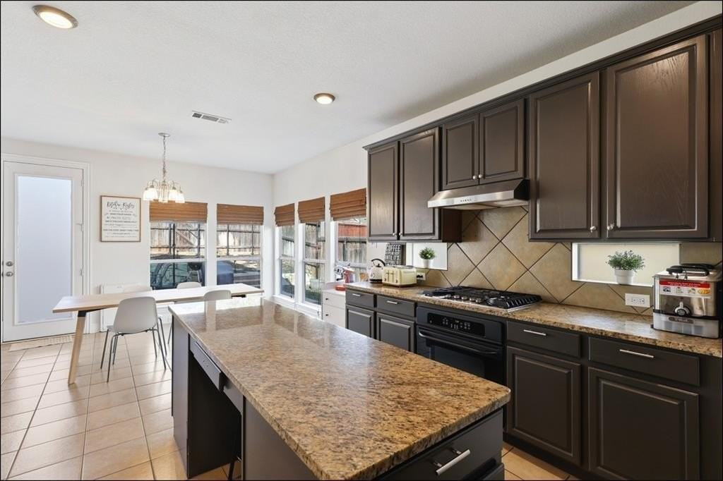 1905 Natchez Trce - Photo 7 of 25