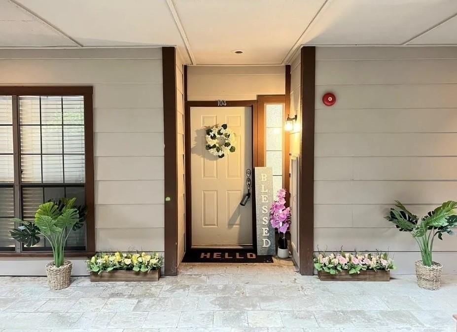 4510 Druid Ln #104 - Photo 6 of 26