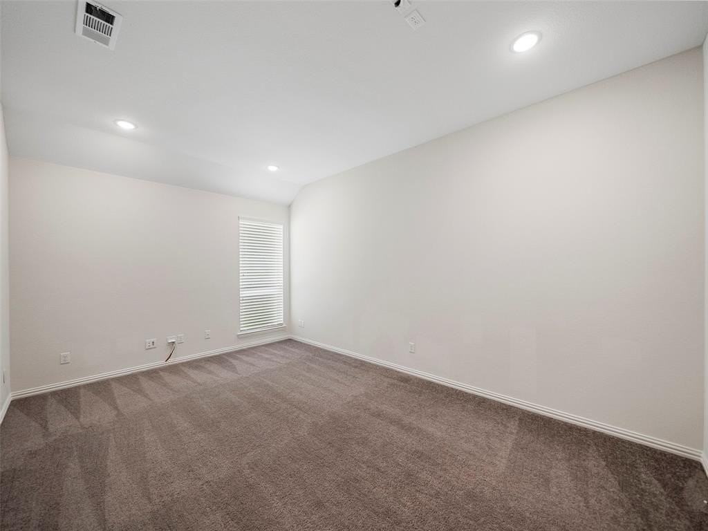 1708 Carnation St - Photo 5 of 37