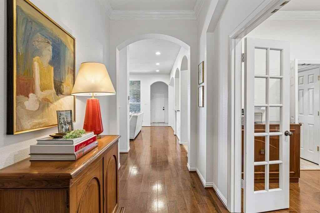 1616 Ponderosa Dr - Photo 3 of 24