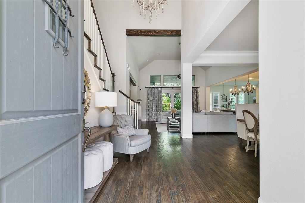 3741 Glacier Point Ct - Photo 3 of 40