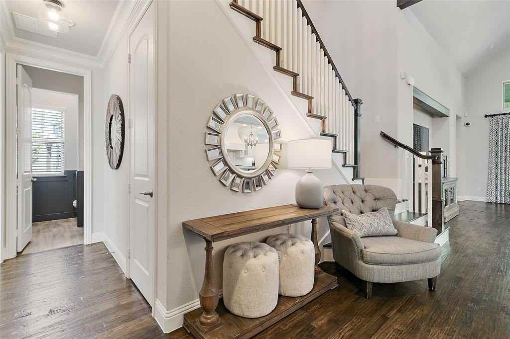 3741 Glacier Point Ct - Photo 4 of 40