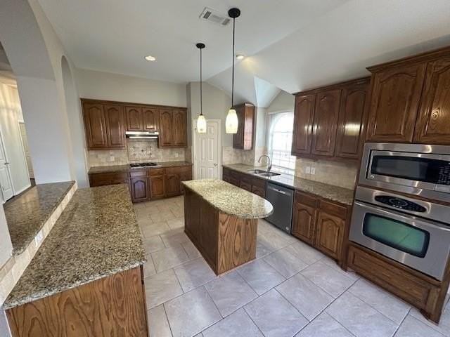 1128 Coolidge St - Photo 2 of 26