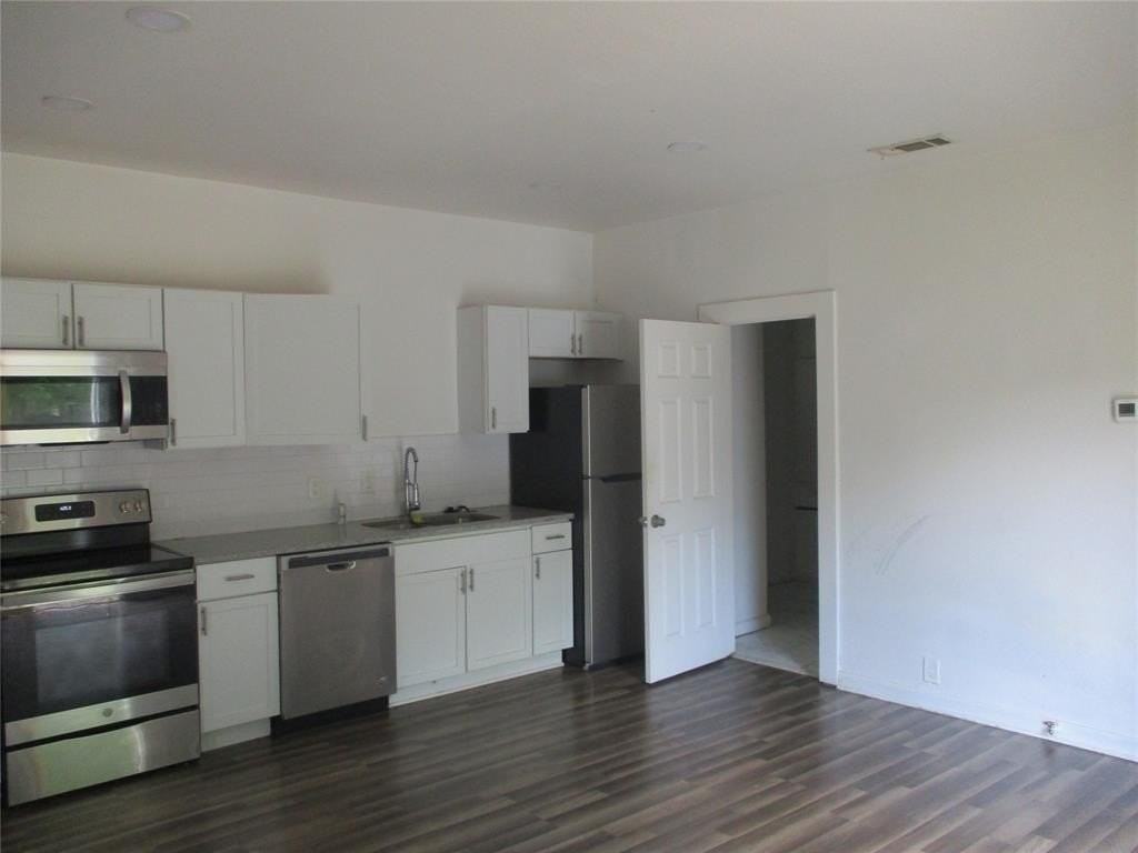 410 S Vaden St #A - Photo 7 of 7