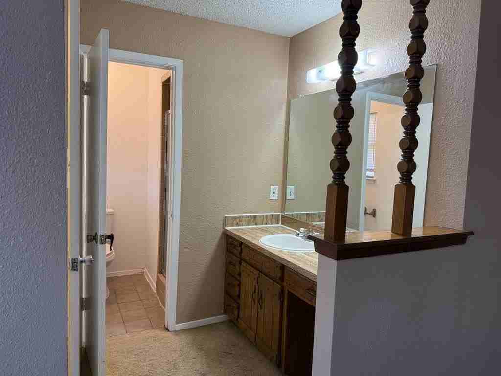 5901 Stardust Dr S - Photo 4 of 9