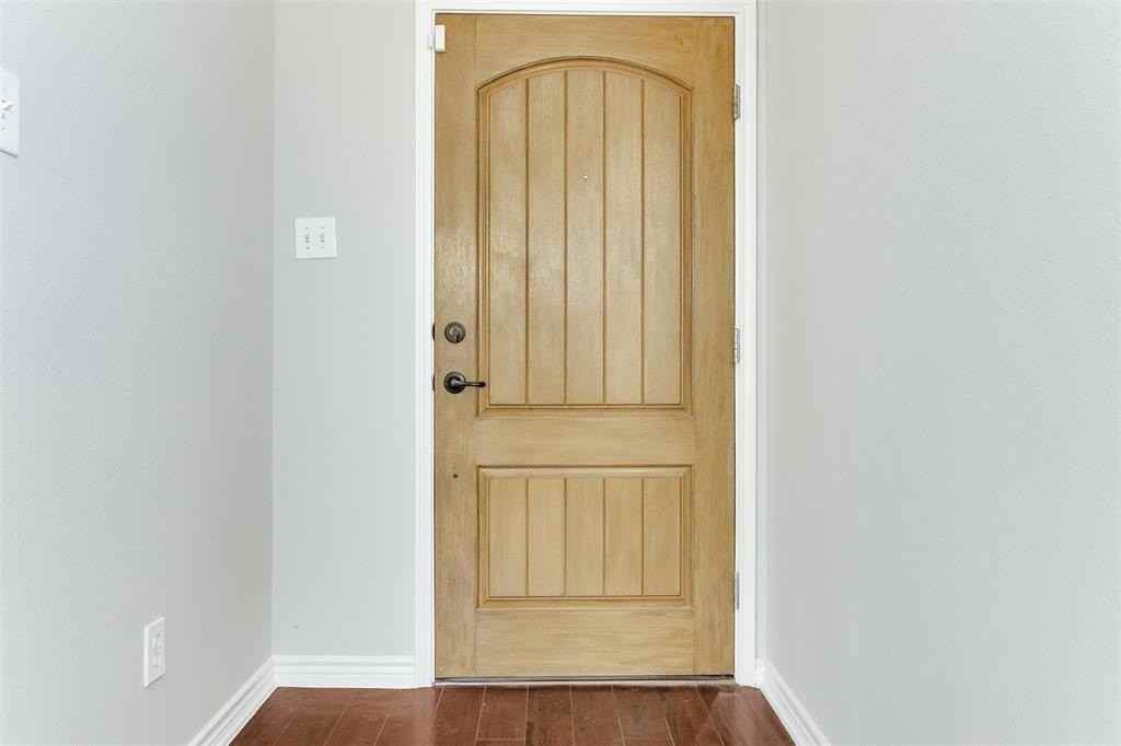 6201 Texana Way - Photo 4 of 29