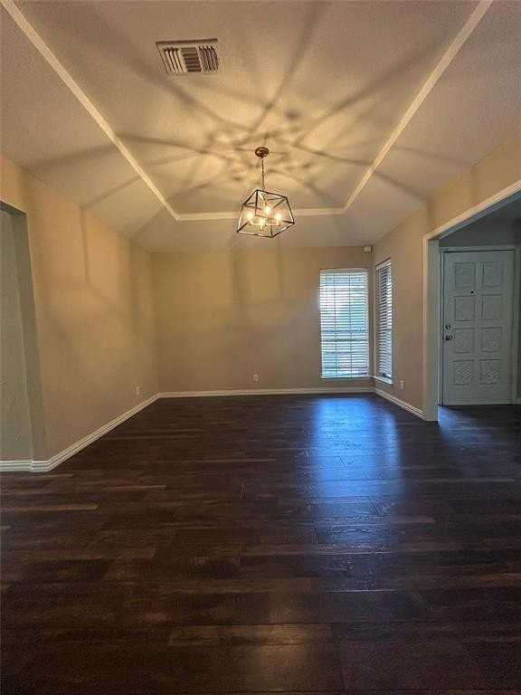 6712 Santiago Ave - Photo 5 of 30