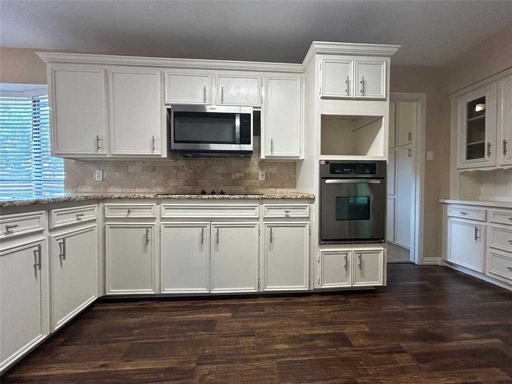 6712 Santiago Ave - Photo 7 of 30