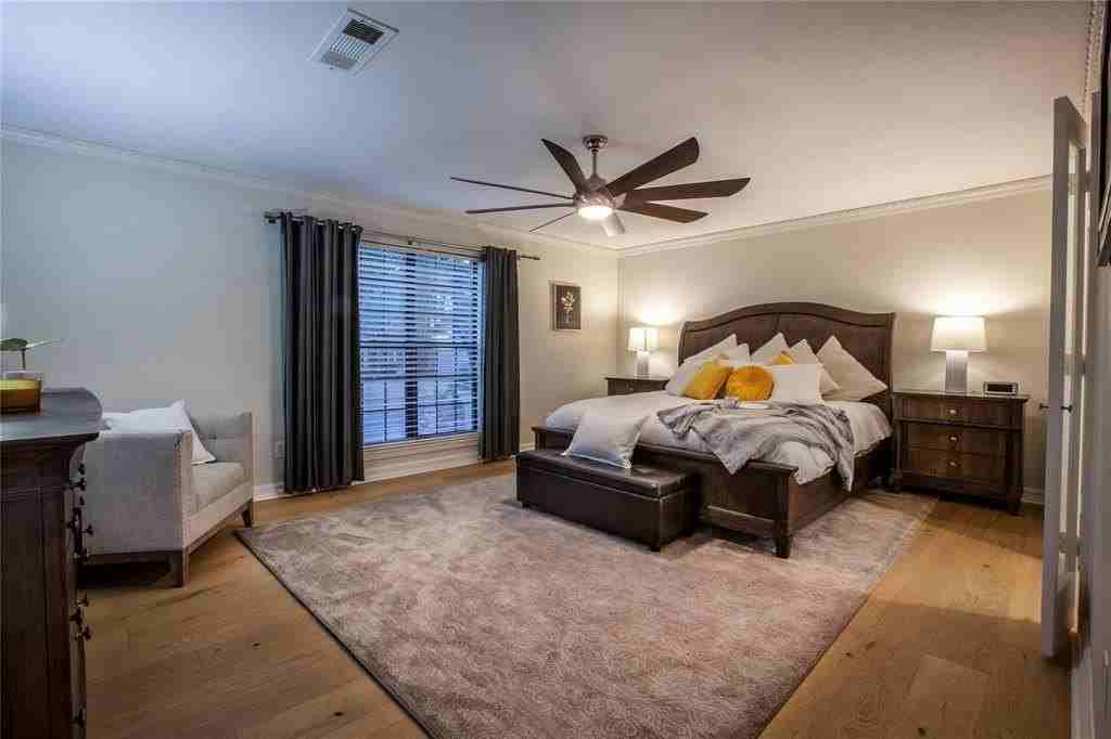 6023 Steamboat Dr - Photo 5 of 15