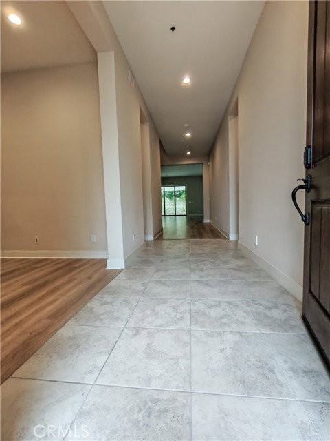 55 Thrasher - Photo 2 of 8