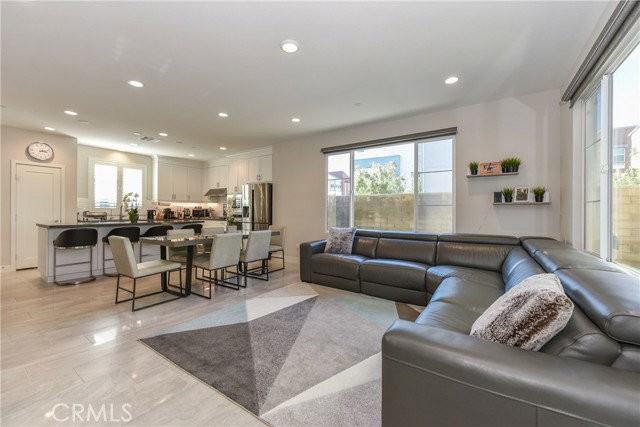 123 Tenor - Photo 5 of 8