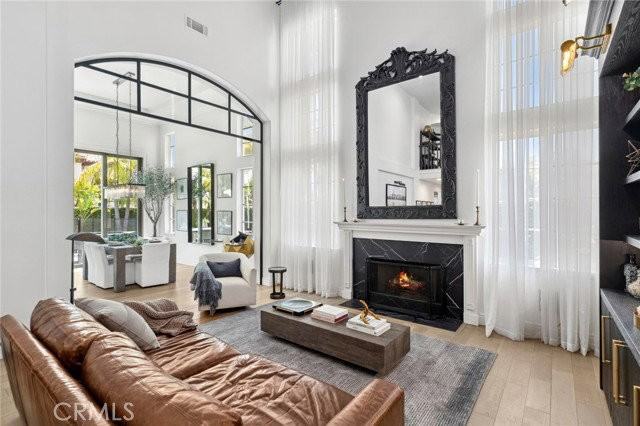 12380 Marlow Ave - Photo 3 of 8