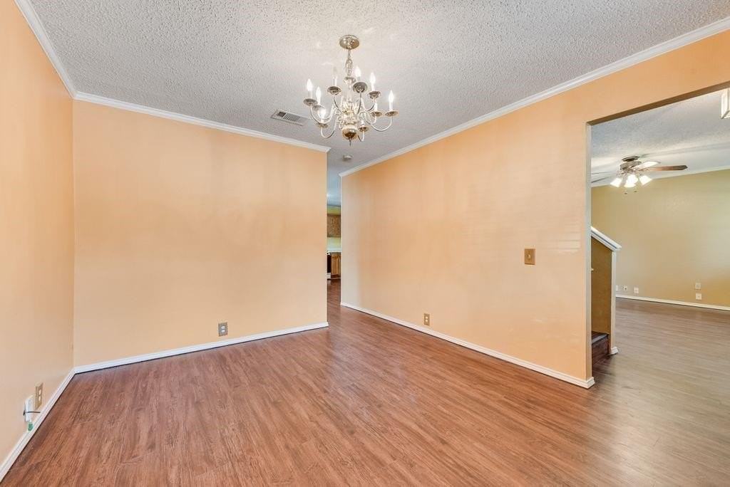 220 High Pointe Ln - Photo 7 of 22