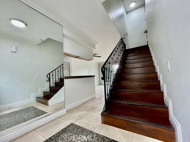 2558 Orange Ave #E - Photo 3 of 8