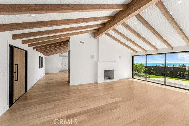 709 Emerald Bay - Photo 2 of 8