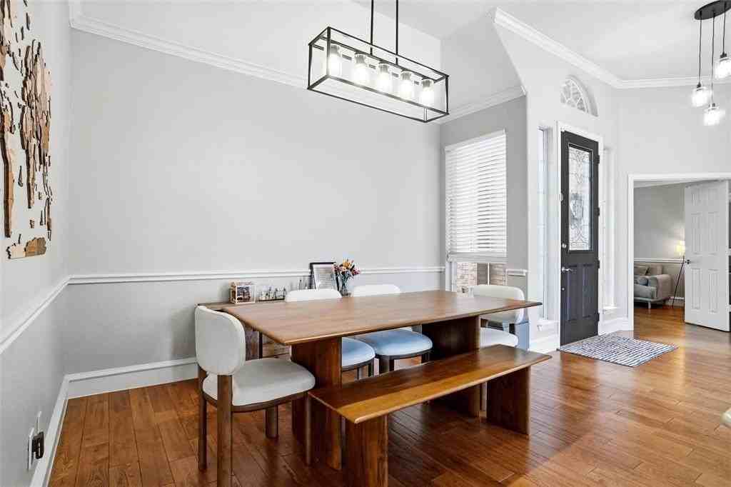 1800 Sumac Dr - Photo 5 of 25