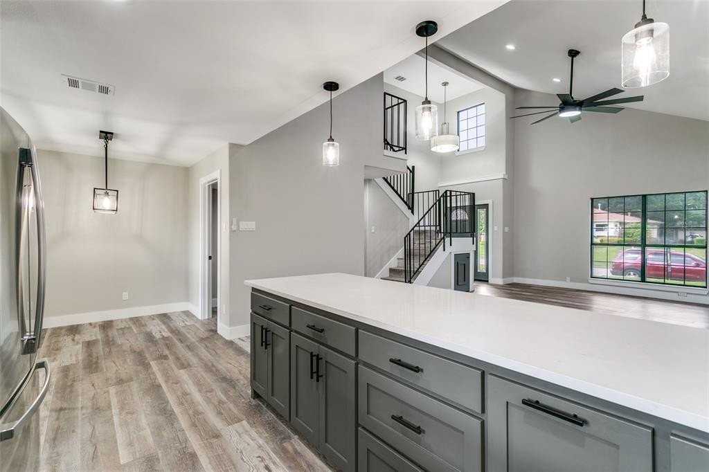 146 Edgewood Dr - Photo 5 of 25