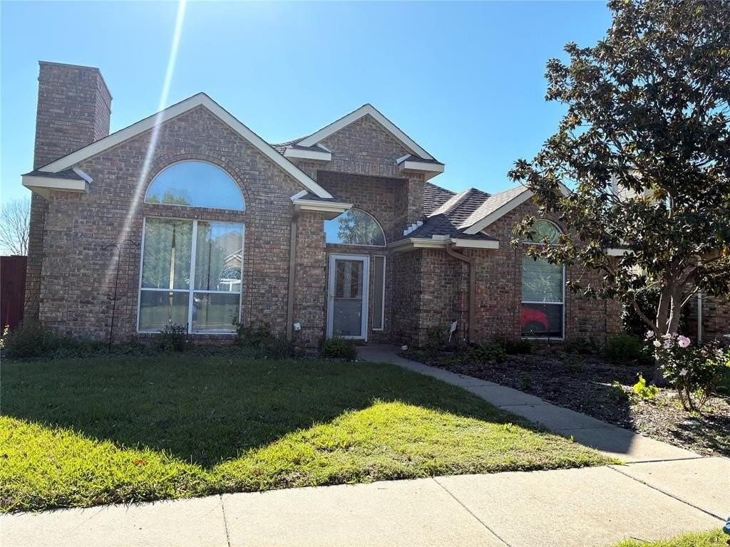 7936 Tournament Rd - Photo 2 of 24