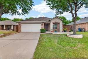 featured image of 3705 Redwood Cir