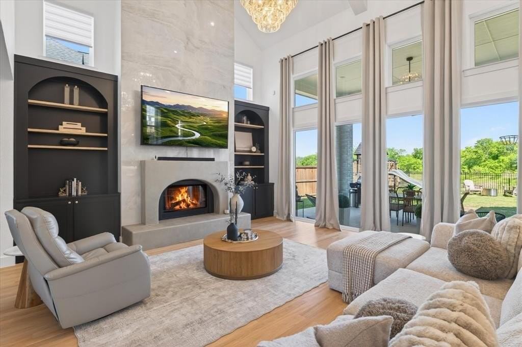 3320 Crescent Ln - Photo 5 of 32