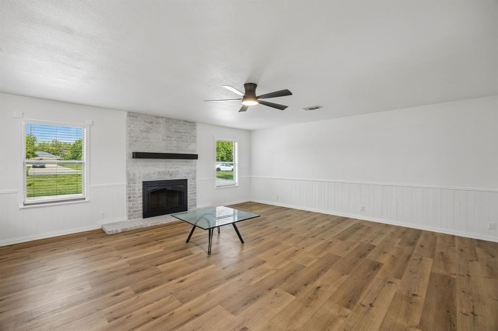 431 Court Of Pompei - Photo 2 of 10