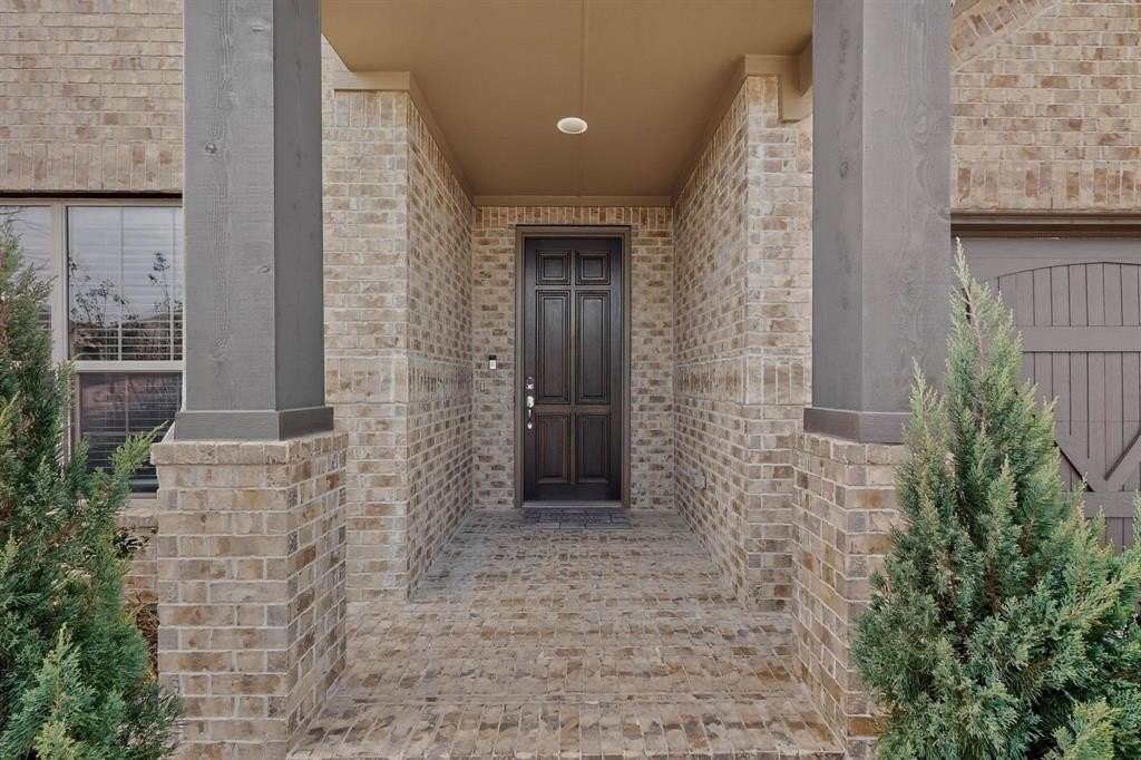 418 Camille Xing - Photo 5 of 40