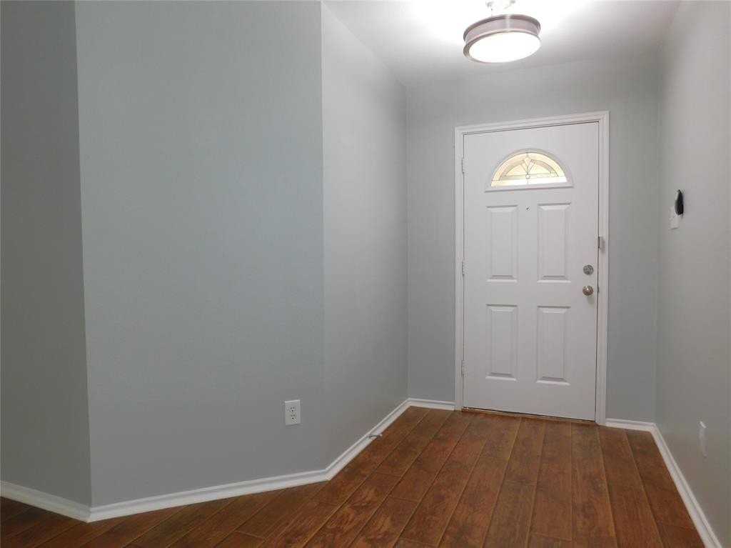 2905 Lipizzan Dr - Photo 5 of 32