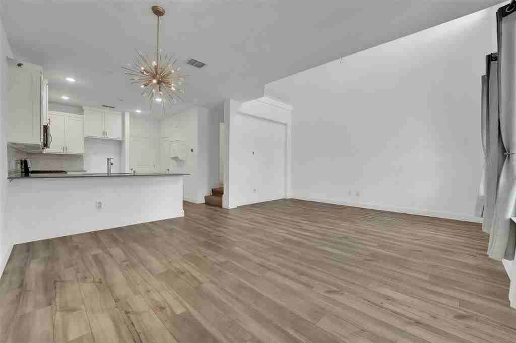 2506 High Cotton Ln - Photo 4 of 20