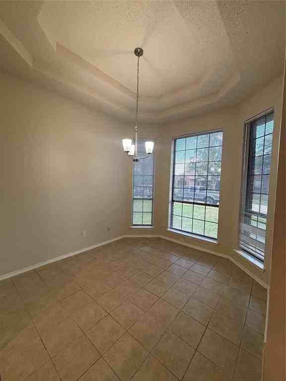 1615 Ariel Dr - Photo 3 of 20