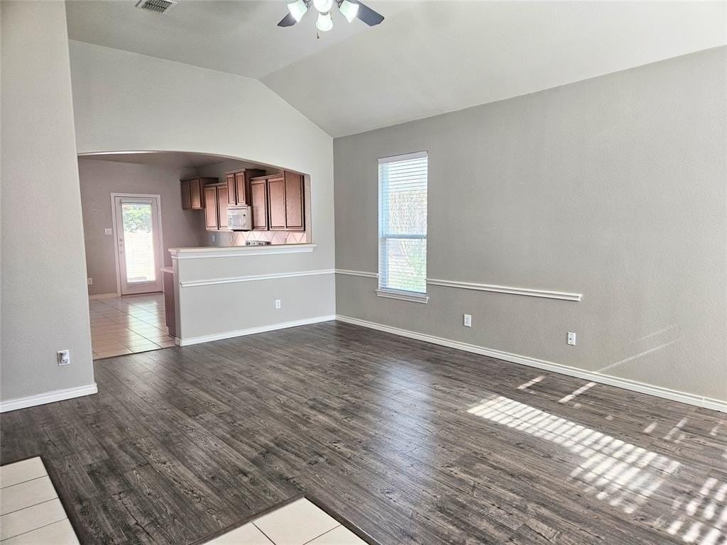 2341 Clairborne Dr - Photo 3 of 23