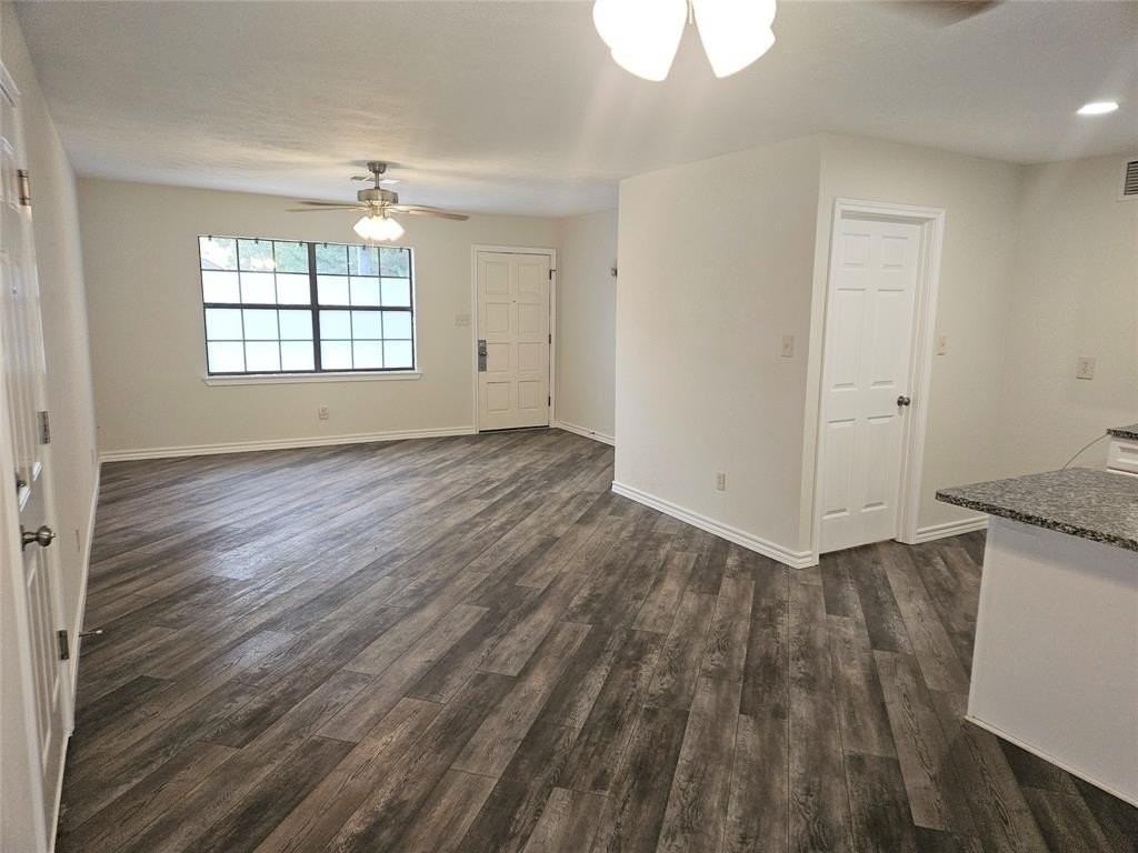 6908 Sunflower Cir N - Photo 2 of 19