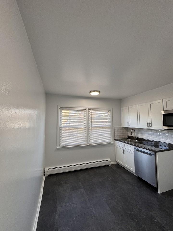 249 North Middletown Road6B #6BBUC - Photo 6 of 13