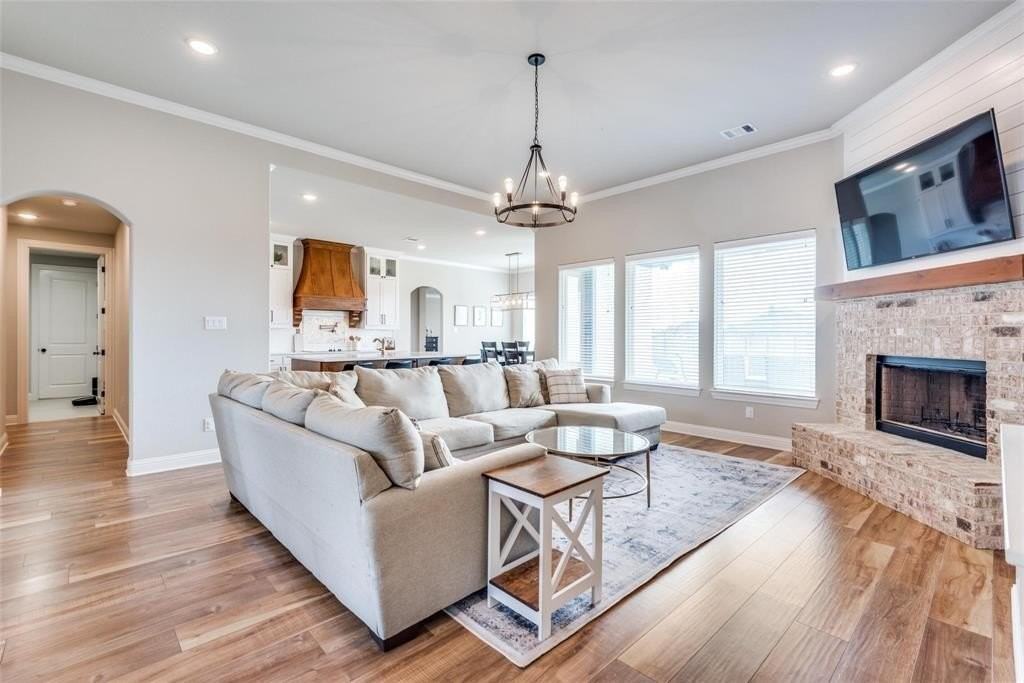 530 Evening Fire Dr - Photo 5 of 35