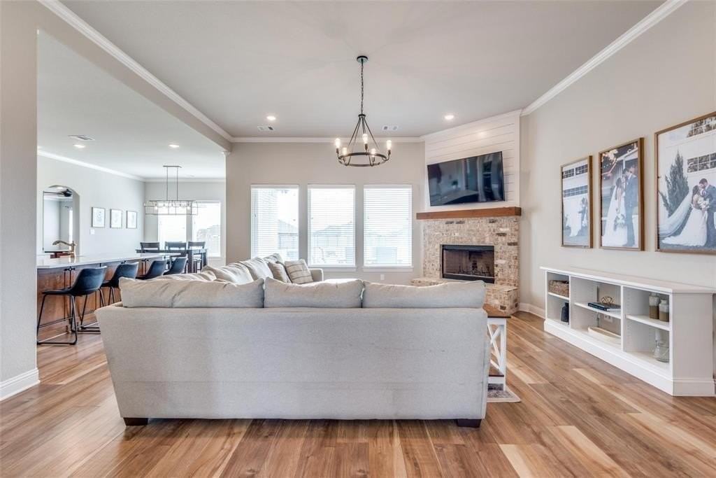 530 Evening Fire Dr - Photo 7 of 35