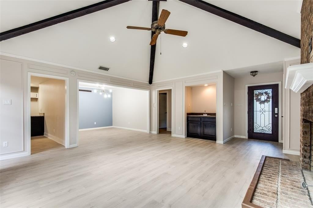 3915 Saint Christopher Ln - Photo 4 of 25