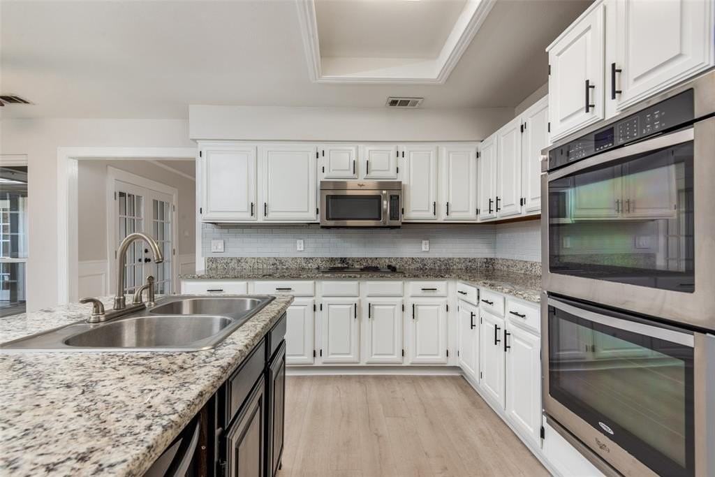 3915 Saint Christopher Ln - Photo 7 of 25