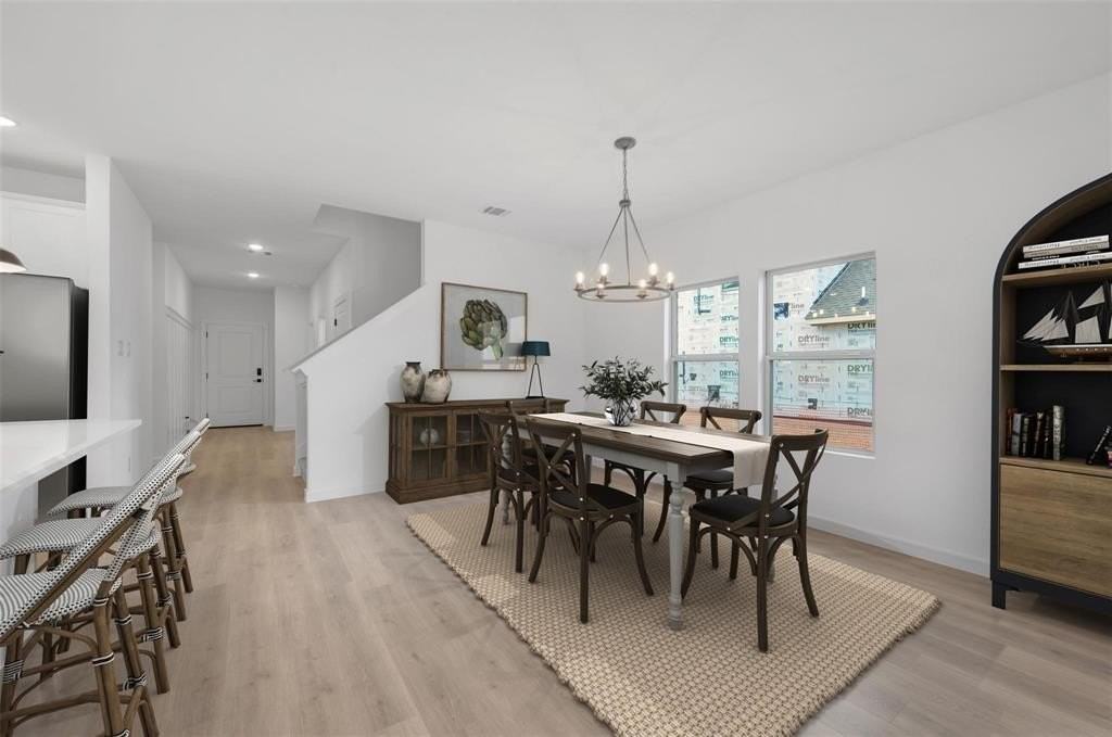 528 Brookside Dr - Photo 4 of 28