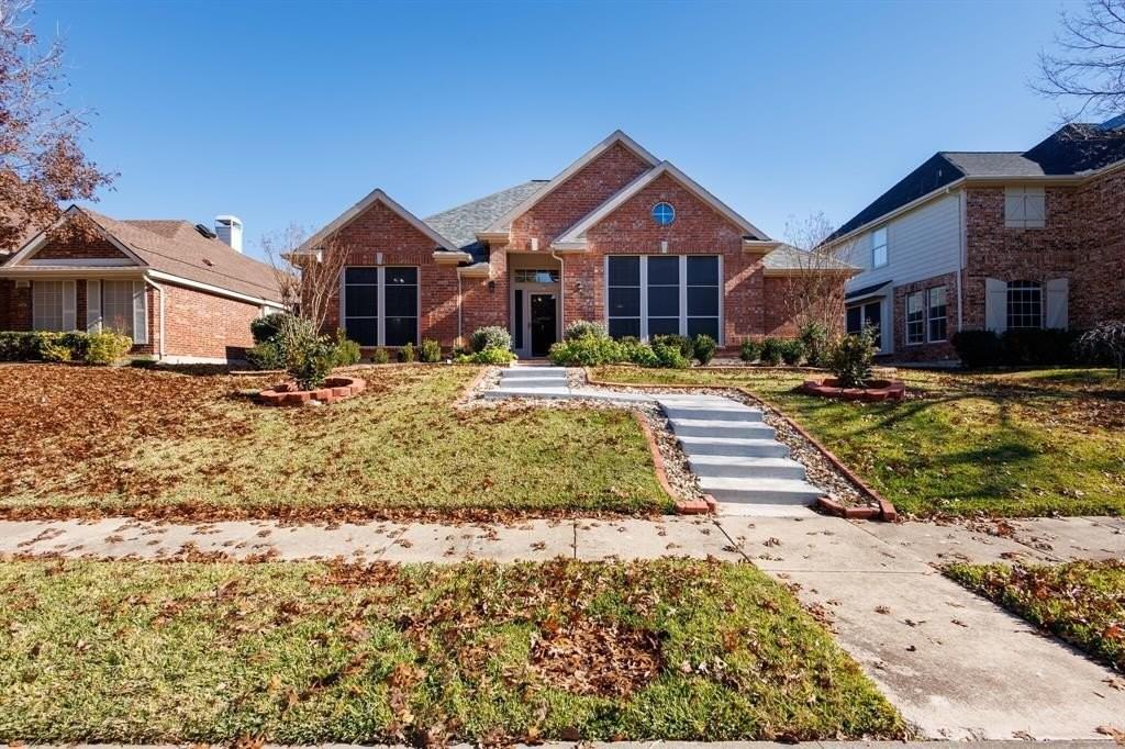 3324 Fallbrook Dr - Photo 2 of 33