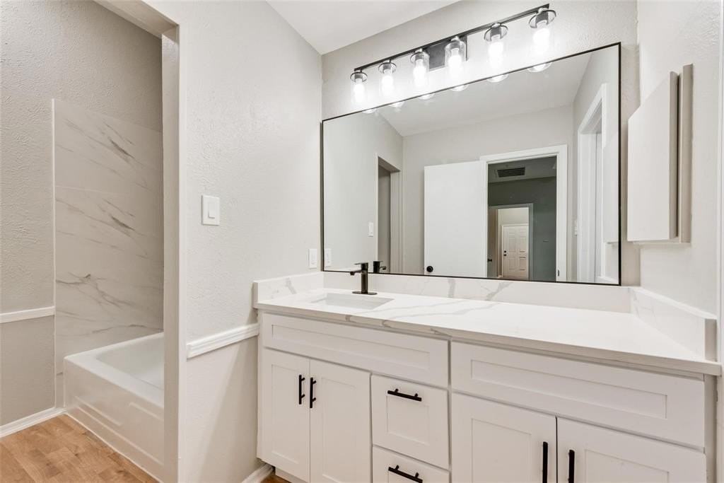 10406 High Hollows Dr #226 - Photo 3 of 5