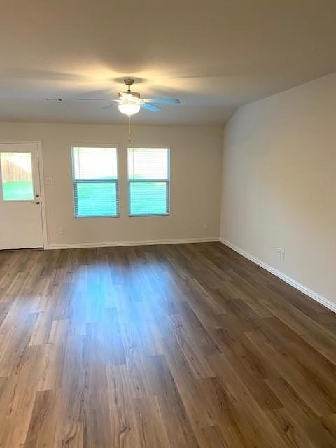 1902 Canyon Ln - Photo 5 of 25